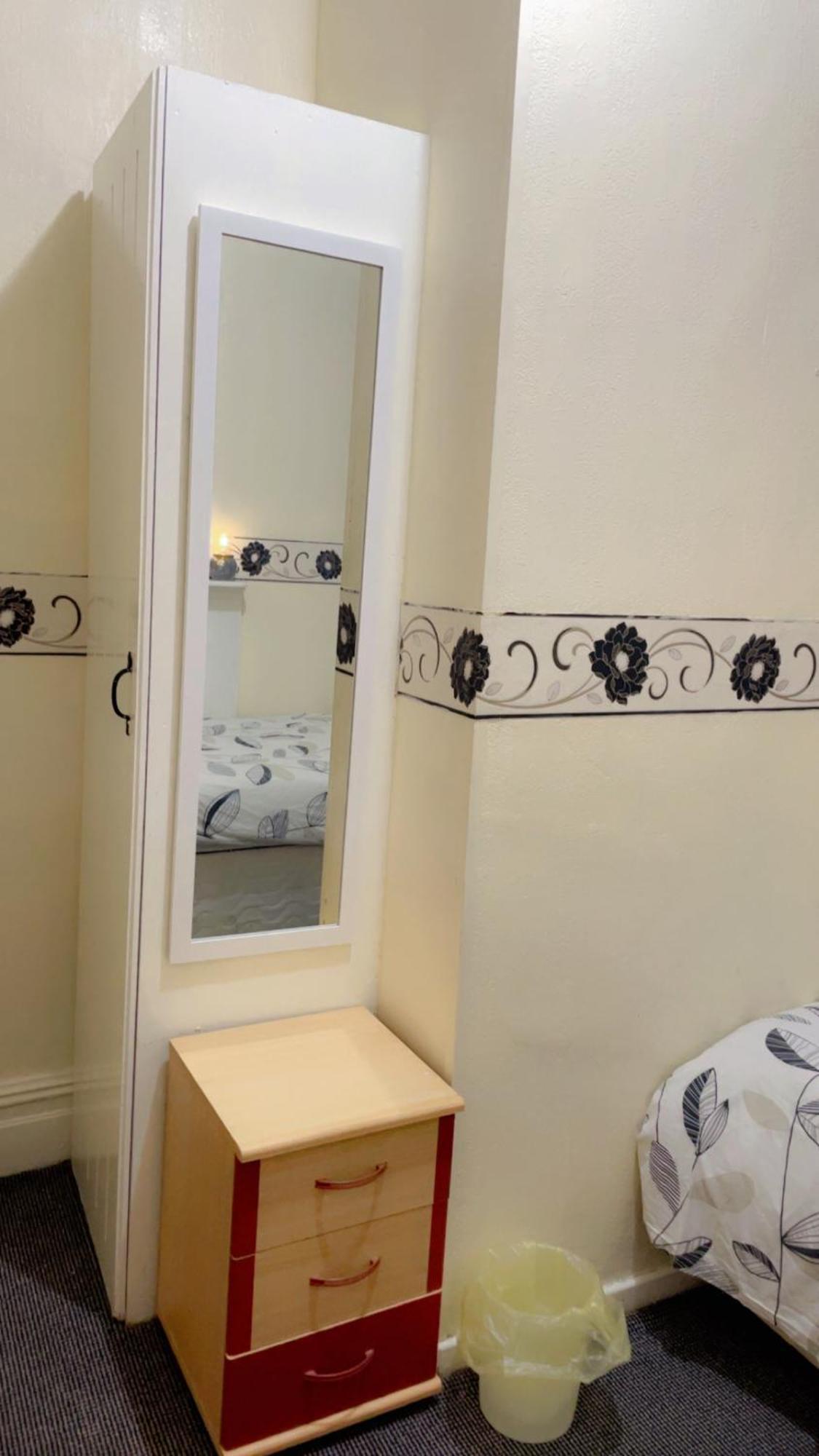 Fern Villa Hotel - Albert Road Blackpool Esterno foto