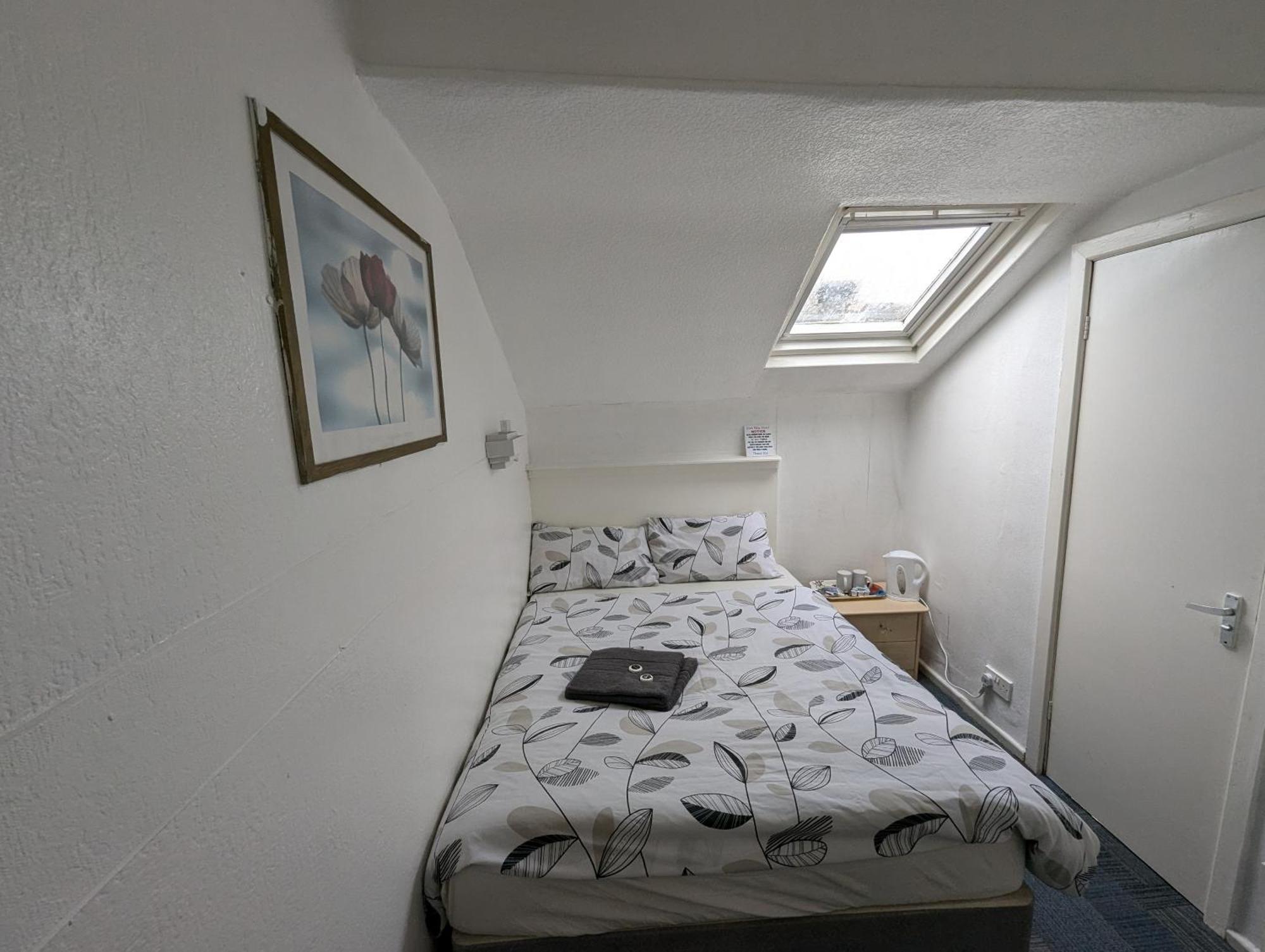 Fern Villa Hotel - Albert Road Blackpool Esterno foto